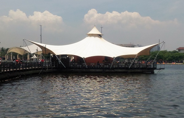 Keindahan Pantai Ancol