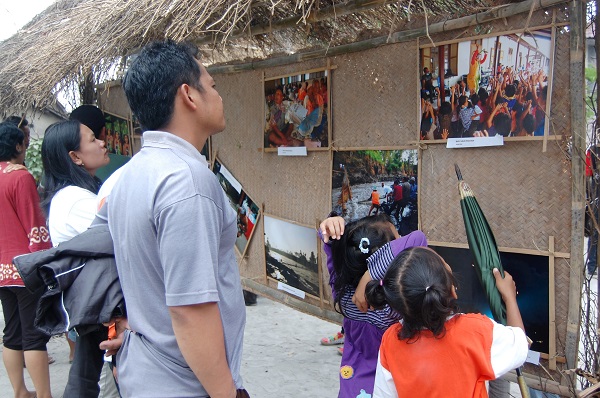 Pameran Foto di Festival Lima Gunung