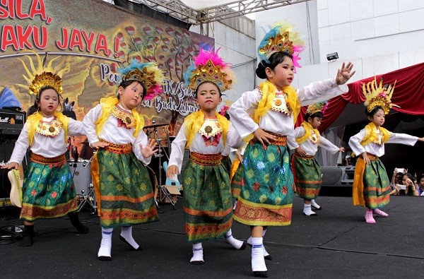 Penampilan peserta didik Sekolah Strada 