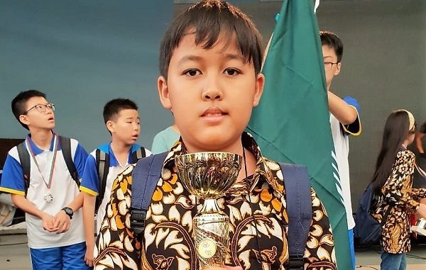 Peraih Medali Merit di Bulgaria International Mathematics Competition (BIMC) 2018, Arshanada Putranta dari SDK 6 PENABUR Jakarta