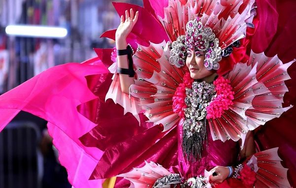 300 Penari Indonesia Tampil Ciamik di Chingay Parade Singapore 2019