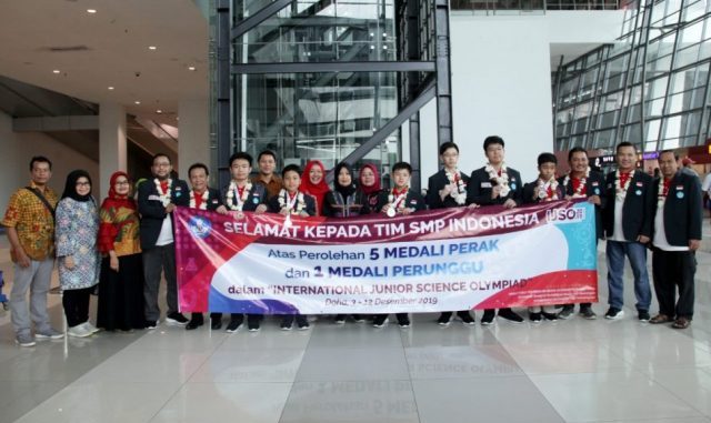 Tim Indonesia Raih 5 Perak dan 1 Perunggu di Olimpiade Sains Internasional. (Ist.)
