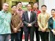 Tim Unika Soegijapranata bersama Presiden Joko Widodo. (Dok. Unika Soegijapranata)