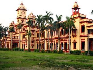 Banaras Hindu University (BHU). (Ist.)