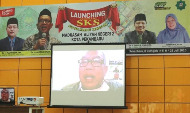 Peluncuran sistem pembelajaran SKS di MAN 2 Pekanbaru (Dok.Humas Kanwil Kemenag Riau)