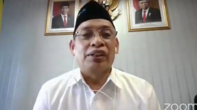 Ketua Tim Pelaksana LTMPT Mohammad Nasih saat konferensi pers, Jumat, 14 Agustus 2020.