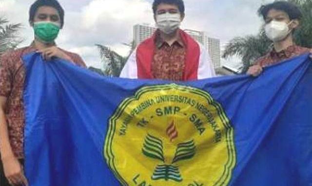 Siswa SMA Labschool Jakarta menjadi juara pertama di ajang ASEAN Quiz 2020. (KalderaNews.com/Ist.)