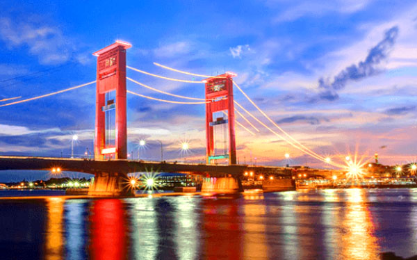 Ilustrasi: Jembatan Ampera Palembang. (KalderaNews.com/Ist.).
