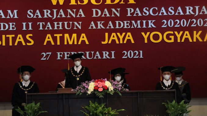 Wisuda Universitas Atma Jaya Jogja