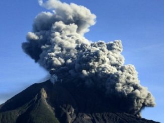 erupsi gunung, gunung meletus, lempeng tektonik