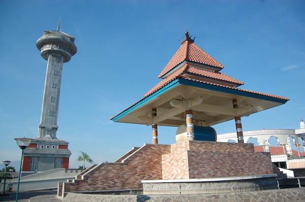 25 Ucapan Selamat Hari Raya Idul Fitri dalam Bahasa Jawa ...