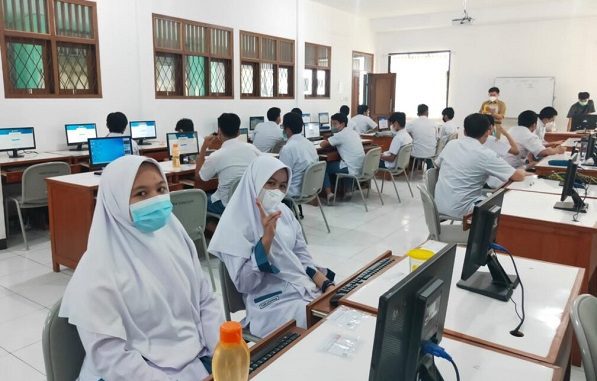 SMA Pesantren Unggul Al Bayan di Sukabumi