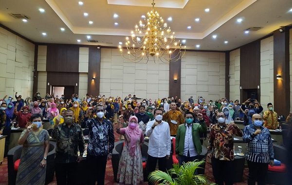 Workshop Pendidikan di Hotel Merapi Merbabu, Rawalumbu, Kota Bekasi pada, Kamis, 16 Desember 2021.