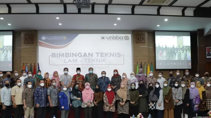 Universitas Islam Bandung (UNISBA)