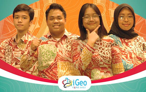 Empat pelajar wakil Indonesia di Olimpiade Geografi Internasional 2022. (Dok. Puspresnas)