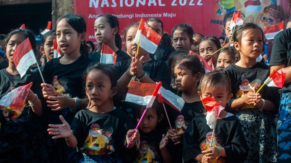 Anak Suku Baduy Bernyanyi Bersama Peringati Hari Anak Nasional (Dok. Antara Foto)