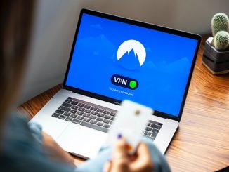 Laptop yang sudah terinstal Virtual Private Network (VPN). (Ist)