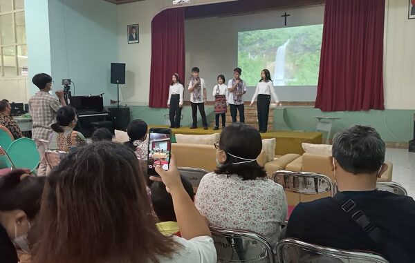 Kelompok Boemi Pantjasila dalam Sanurian’s Final Project Expo SMP St. Ursula Bandung pada Sabtu 4 Maret 2023