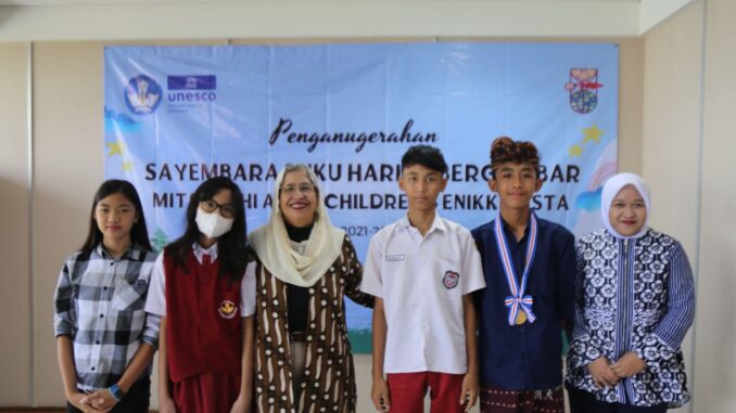 Pemenang sayembara Mitsubishi Asian Children's Enikki Festa 2021-2022 diadakan di Kantor Komisi Nasional Indonesia untuk UNESCO (KNIU) pada Senin, 22 Mei 2023