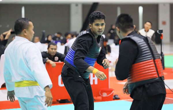 Mahasiswa Universitas Muhammadiyah Semarang (UNIMUS) meraih medali emas di ajang Kejuaraan Nasional (KEJURNAS) Pencak Silat. (Dok.UNIMUS)