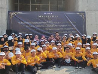 Mahasiswa baru UISI deklarasi 4 Anti. (dok.UISI)