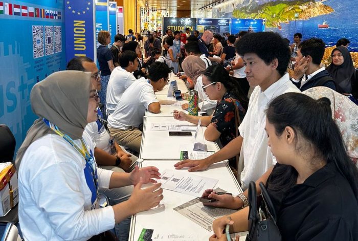 Pameran Pendidikan Tinggi Eropa atau European Higher Education Fair (EHEF) di Menara Astra Ballroom Jakarta pada Sabtu-Minggu, 11-12 November 2023.