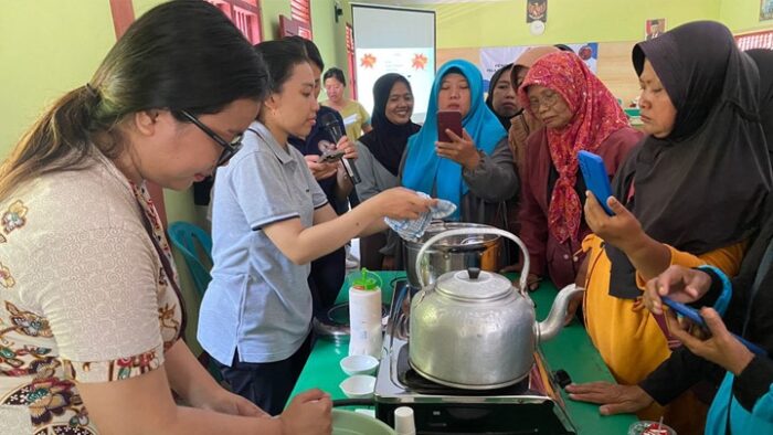 Pelatihan Pemanfaatan Cabe oler USD dan SGU di desa Semawung, Purworejo, Jawa Tengah