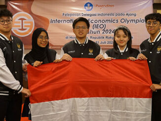 Lima siswa-siswi perwakilan Indonesia di ajang IEO 2024. (dok.puspresnas)