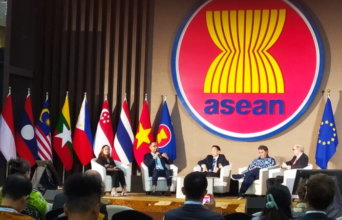 The Panel Discussion "Fostering EU-ASEAN Collaboration: Empowering Future Leaders through Education and Industry Partnerships in Southeast Asia" in Jakarta on Wednesday, July 17 2024