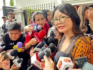 Stella Christie sedang diinterview wartawan. (Ist.)