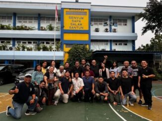 Wishnutama Kusubandio selaku Ketua Ikatan Alumni SMP Tarakanita 5  bersama perwakilan dari alumni angkatan 1982-2021